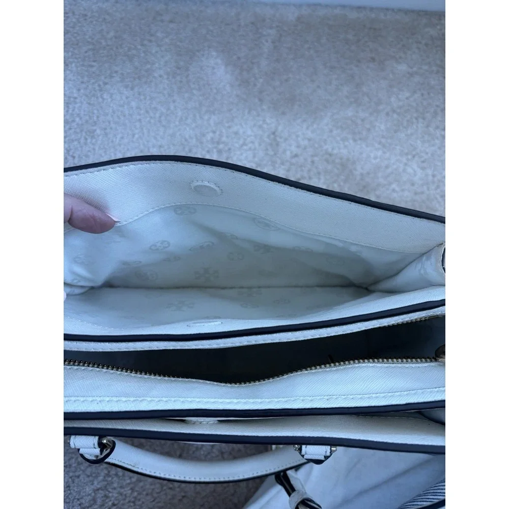 Tory Burch Robinson Zip Tote Bag with Magnetic Side Pockets VGUC